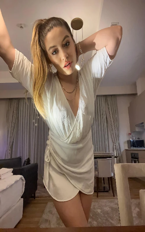 Independent Dubai Escort- Escorts in Dubai Photo-4 of 5